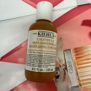 Kiehl’s Calendula Skin Soothing & Stabilizing Emulsion 125ml Redness Care